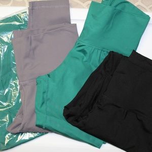 LOT of Toned by Ashy Bines workout leggings